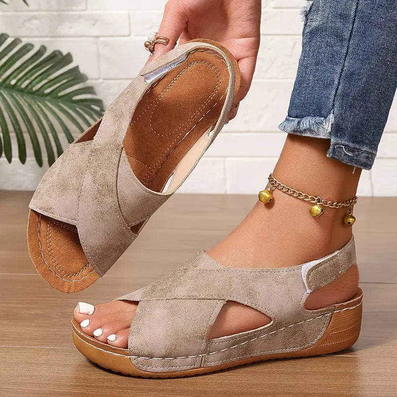ÚRSULA - SANDALIAS CON TIRAS CRUZADAS