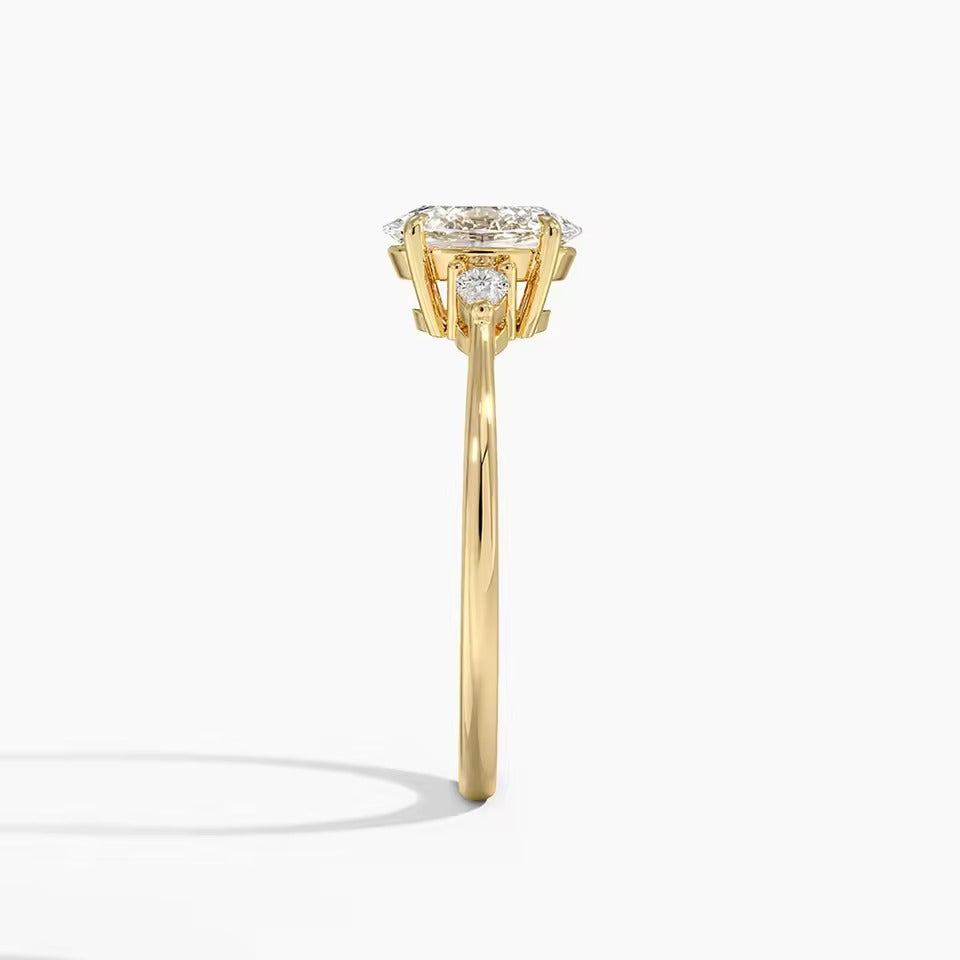 GALA - ANILLO DE ORO CON DIAMANTES