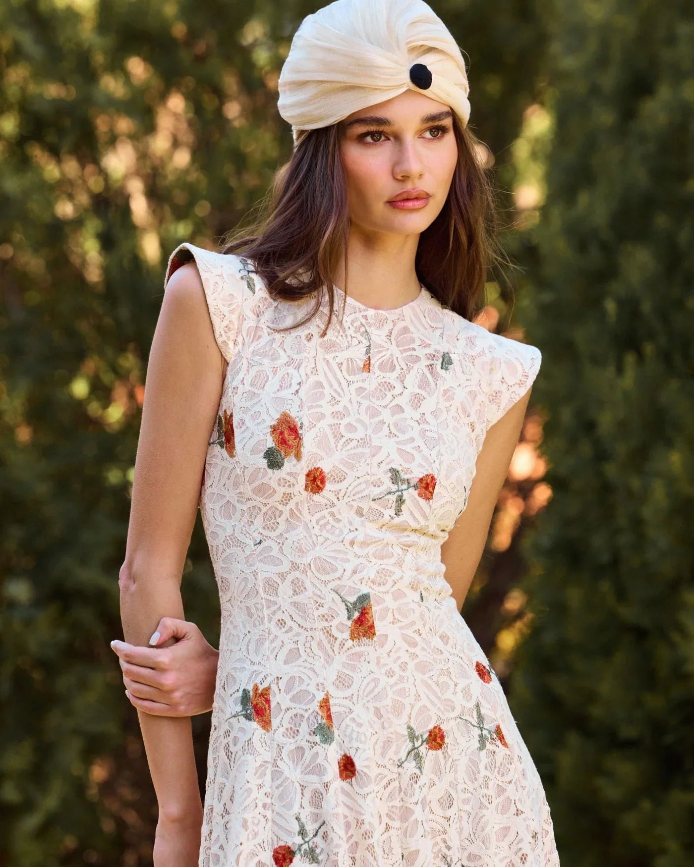 GRACIELA - VESTIDO CON BORDADO FLORAL