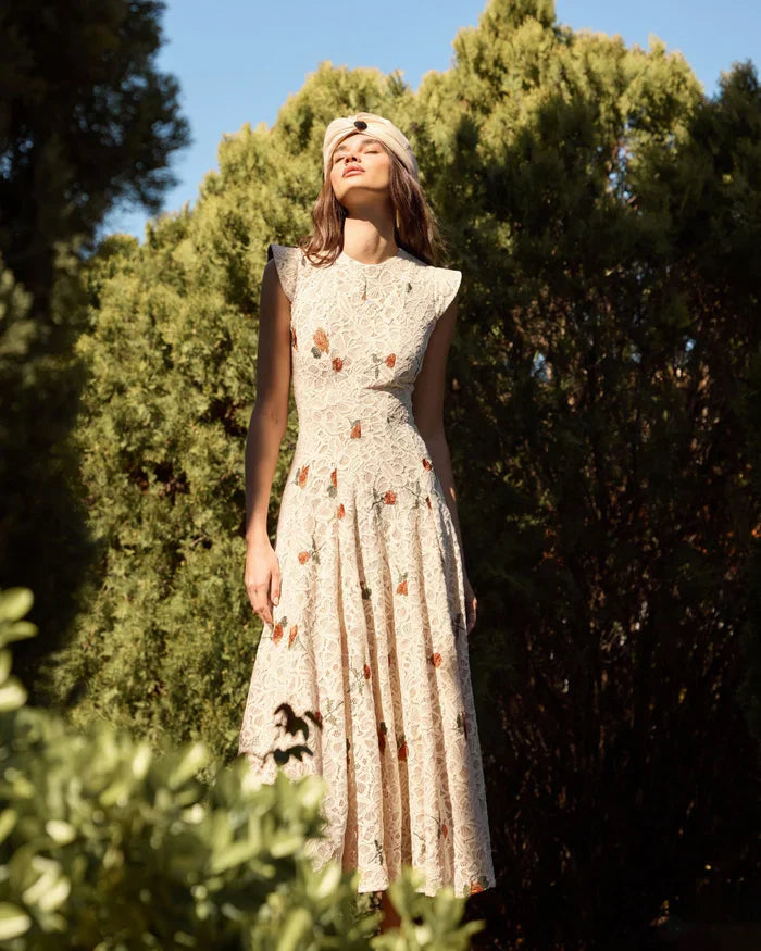 GRACIELA - VESTIDO CON BORDADO FLORAL