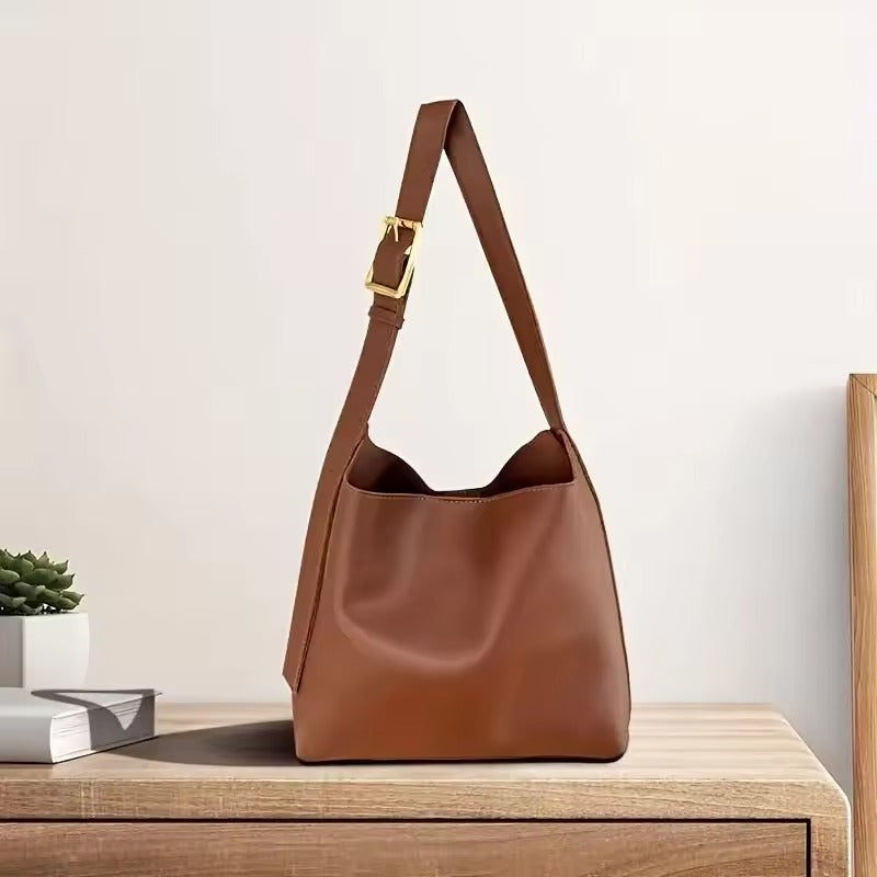 BÁRBARA - BOLSO DE CUERO MINIMALISTA