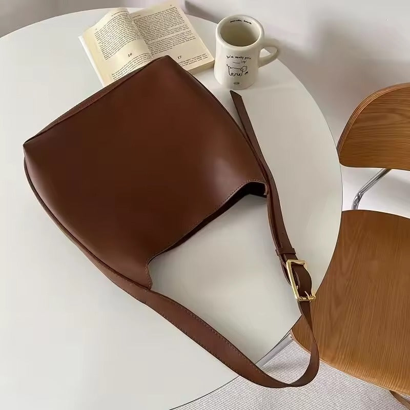 BÁRBARA - BOLSO DE CUERO MINIMALISTA