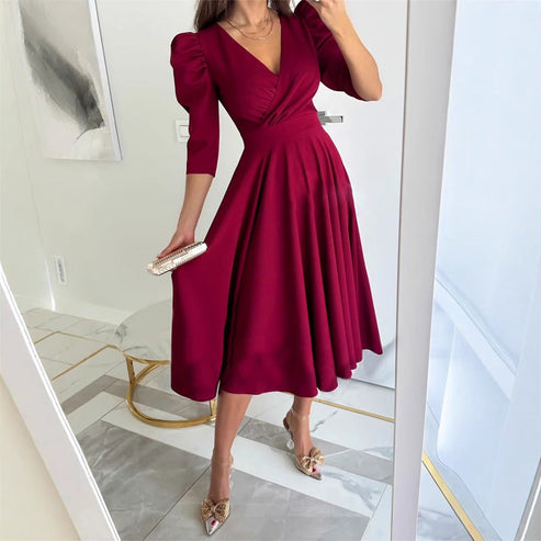 MARCELA - VESTIDO MIDI PLISADO CON ESCOTE EN V